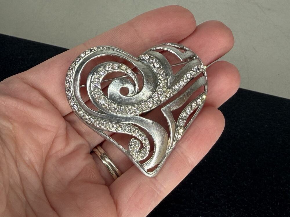 VTG Chico's Brooch Silver Heart Rhinestone Swirl Pin